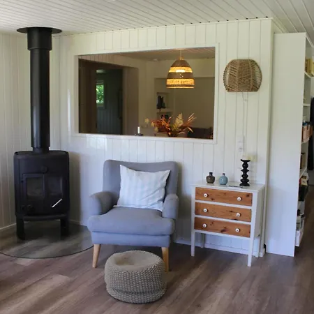 Charmerende Og Hyggeligt Sommerhus Taet Pa *