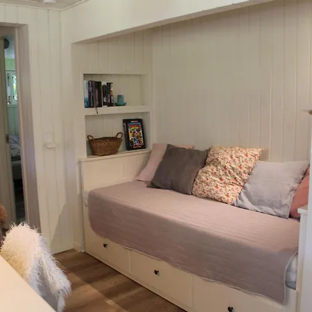 Charmerende Og Hyggeligt Sommerhus Taet Pa Ferienhaus